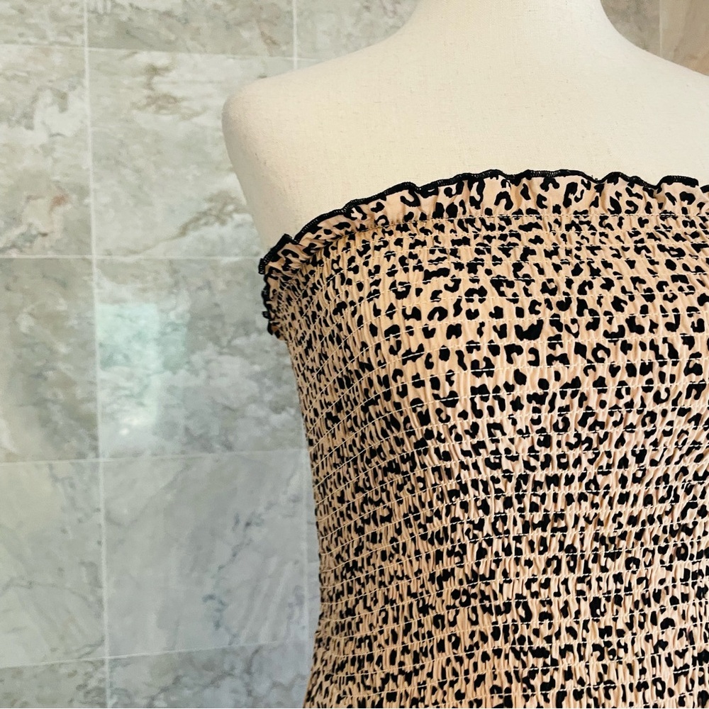 Love, Fire Leopard Strapless Mini Dress - Picture 4 of 8